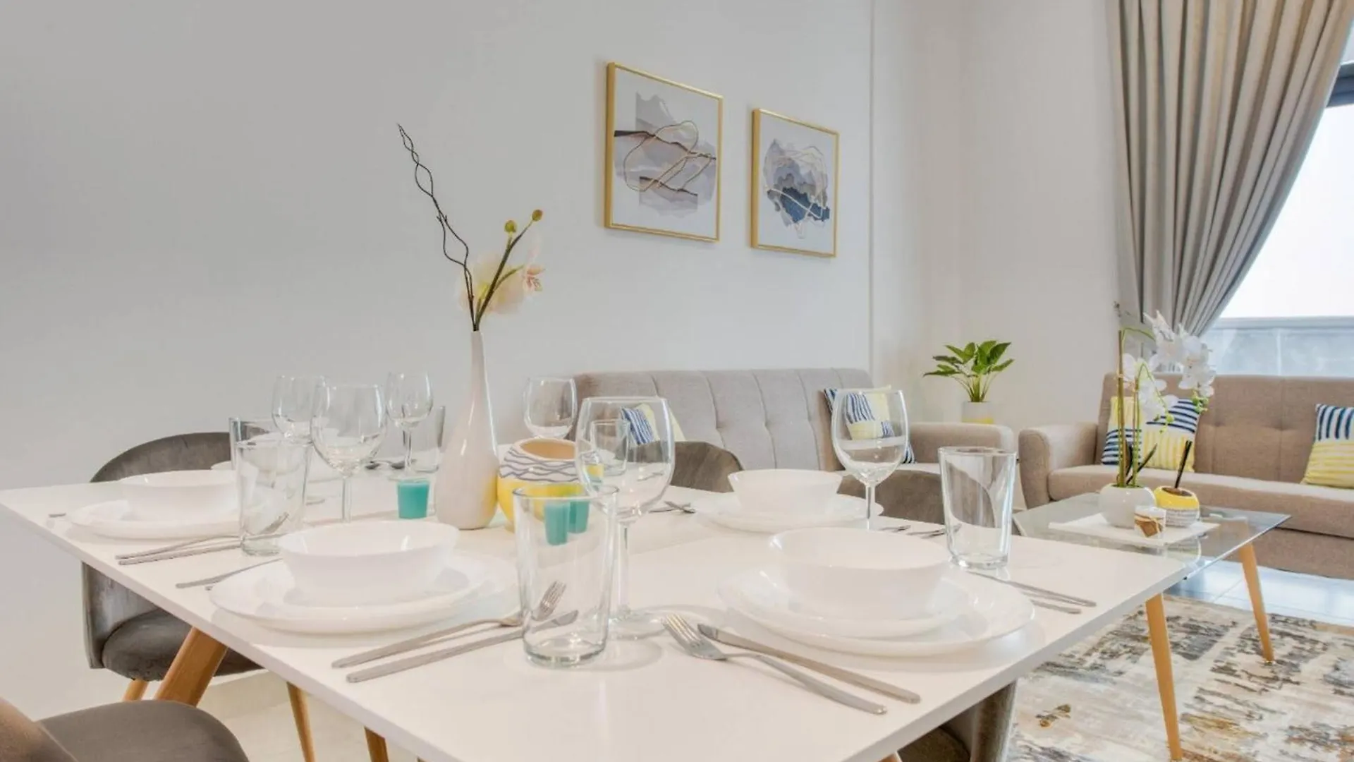Serene 2 Bedrooms Apartment Dubai
