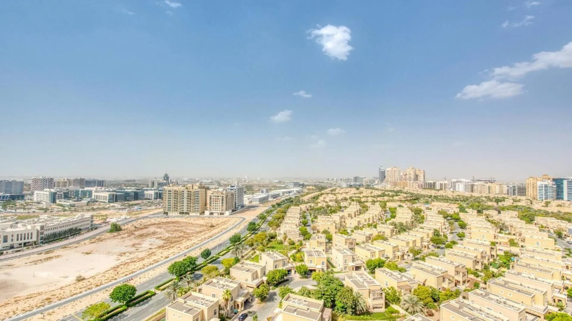 Serene 2 Bedrooms Apartment Dubai United Arab Emirates