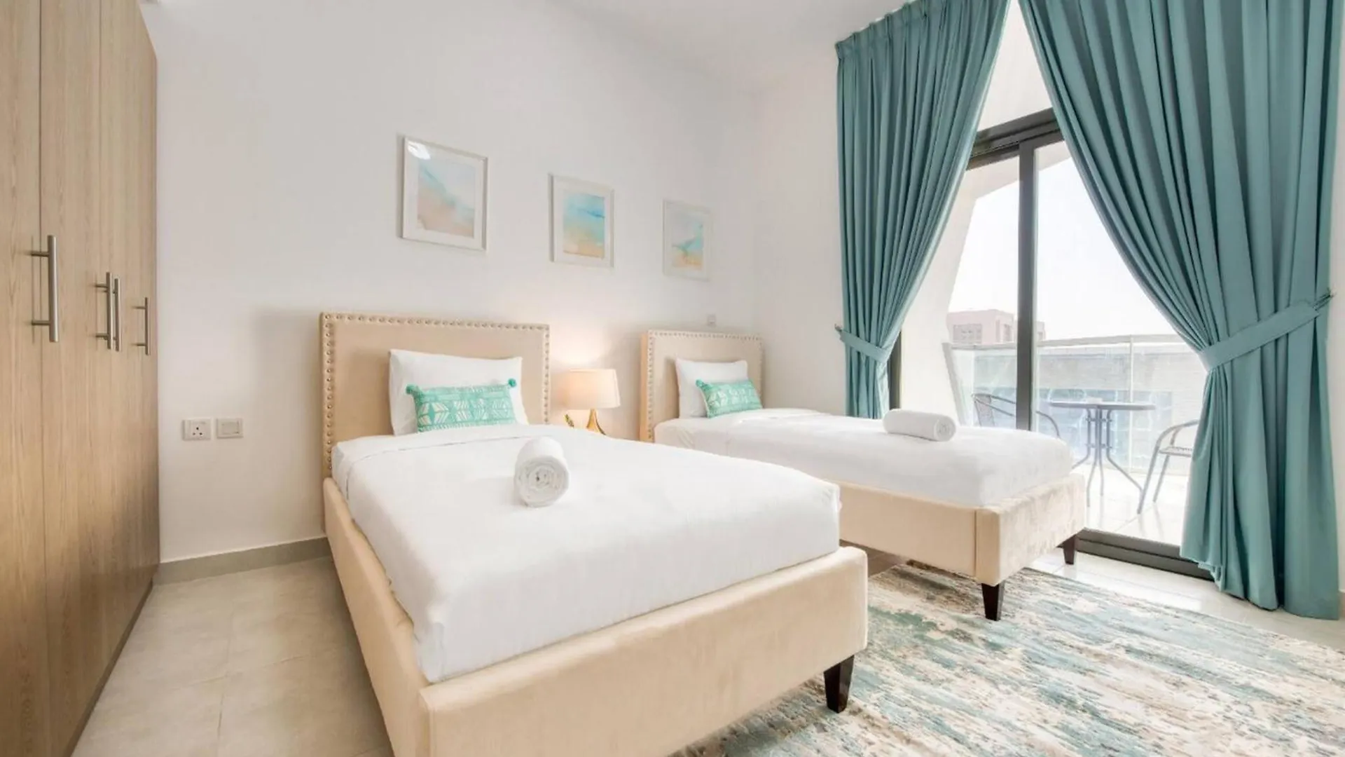 Serene 2 Bedrooms Apartment Dubai